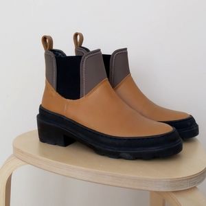 COS platform boots sz 37